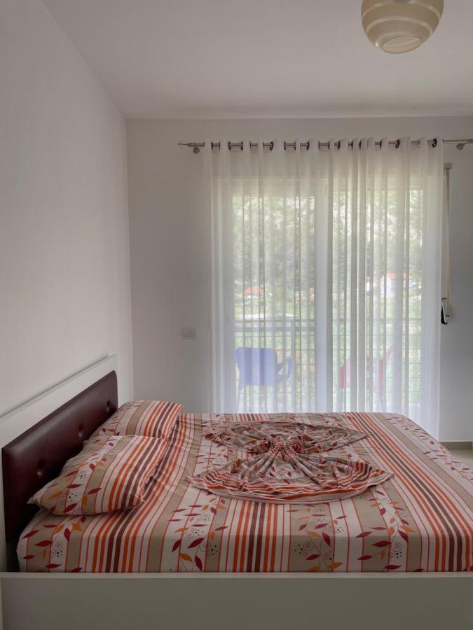 Nimfeum Apartments Shëngjin Kültér fotó